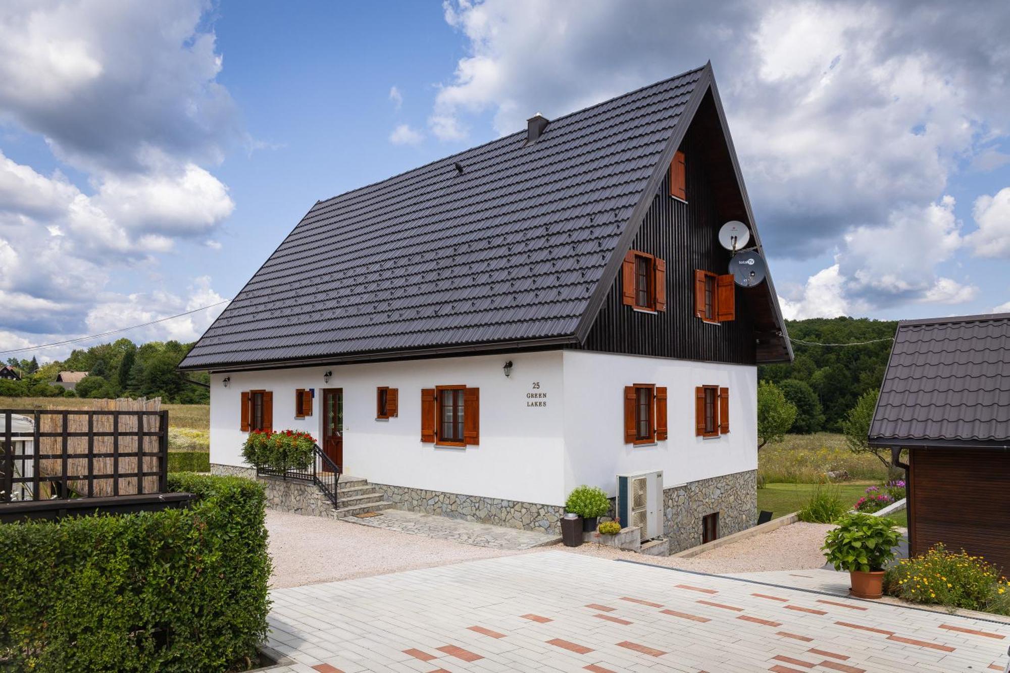 Hotel Green Lakes House Mukinje Exterior foto